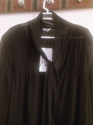Camisa lazada negra fiesta ZARA