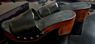 Zuecos Madera y Piel Mango 39