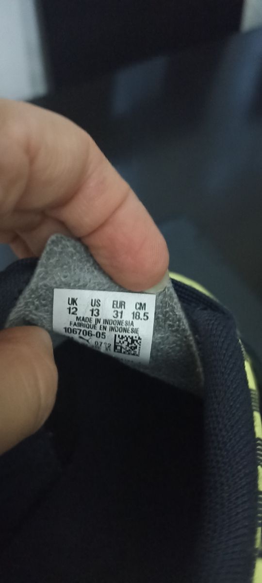 Botas futbol Puma talla 31