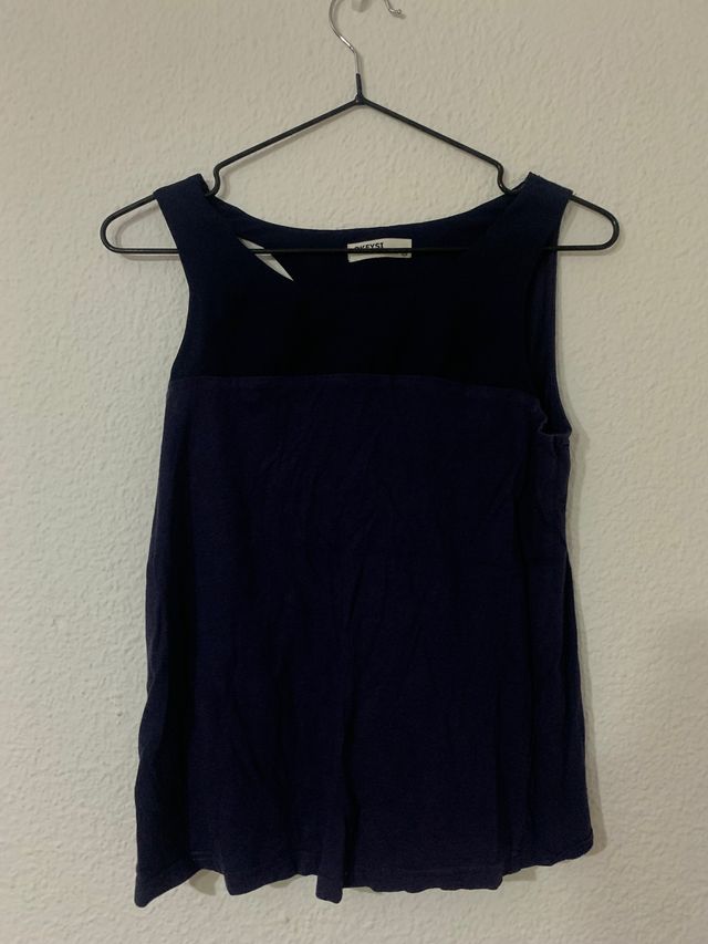 blusa azul con espalda semi-al aire