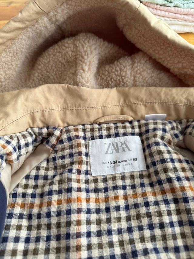 Gabardina Zara niña