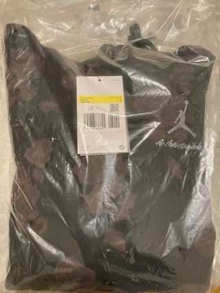 Sudadera Jordan x A Ma Maniere