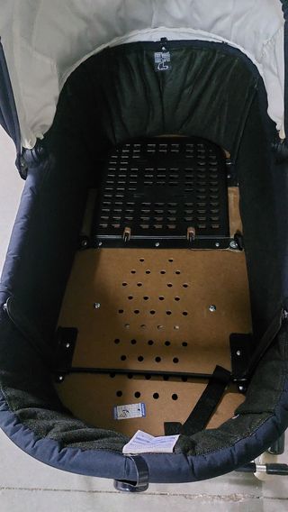 Carricoche y silla bebé BEBECAR