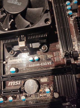 Placa base msi A68HM-E33 V2