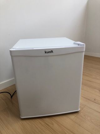 Frigorifico Mini. Ideal para oficina 