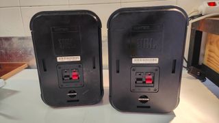 Altavoz JBL control 1