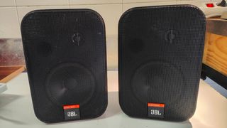 Altavoz JBL control 1