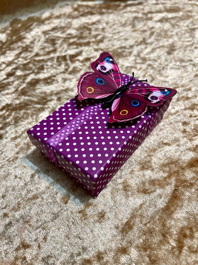 Colgante + cajita nuevos