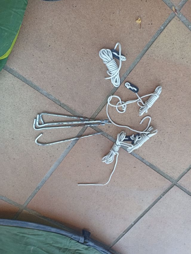 Pack camping (tienda+sacos+colchón)