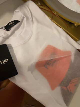 Camiseta fendi