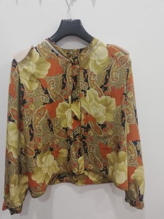Blusa vintage hecha a mano