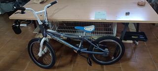 bicicleta bmx