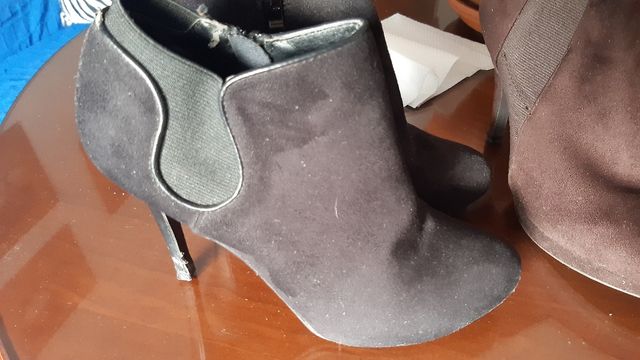 varios pares botines,en varios colores talla37 38