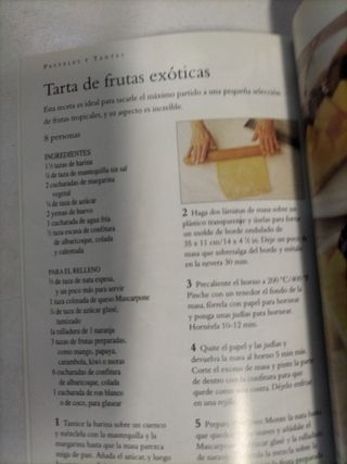 Deliciosos postres de frutas cocina.