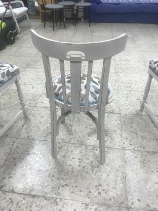 sillas vintage pintadas