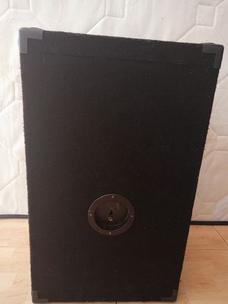 Se vende altavoz boost mucha potencia