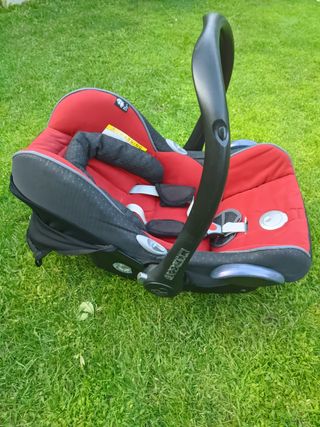 Maxi cosi con capota