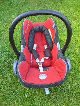 Maxi cosi con capota