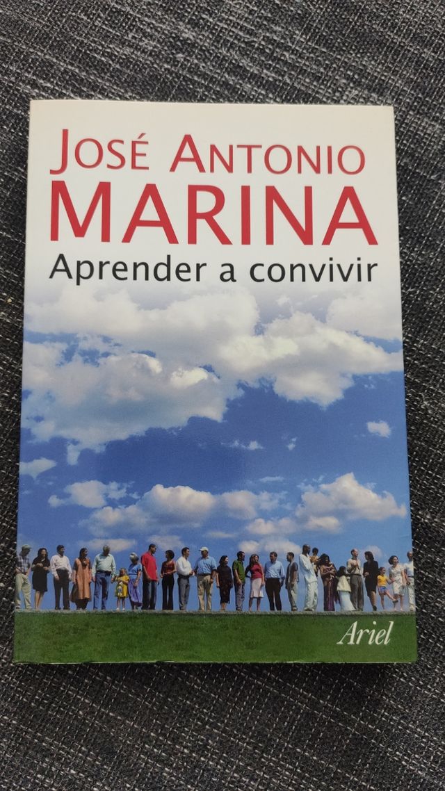 Libro per imparare a vivere insieme