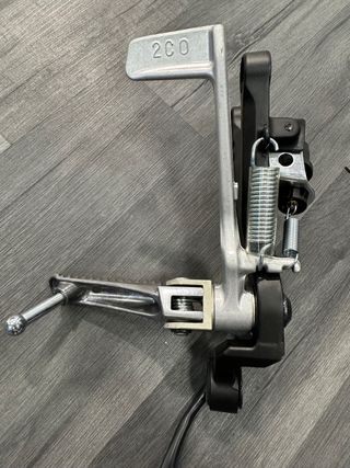 Reposapies delanteras Yamaha R6