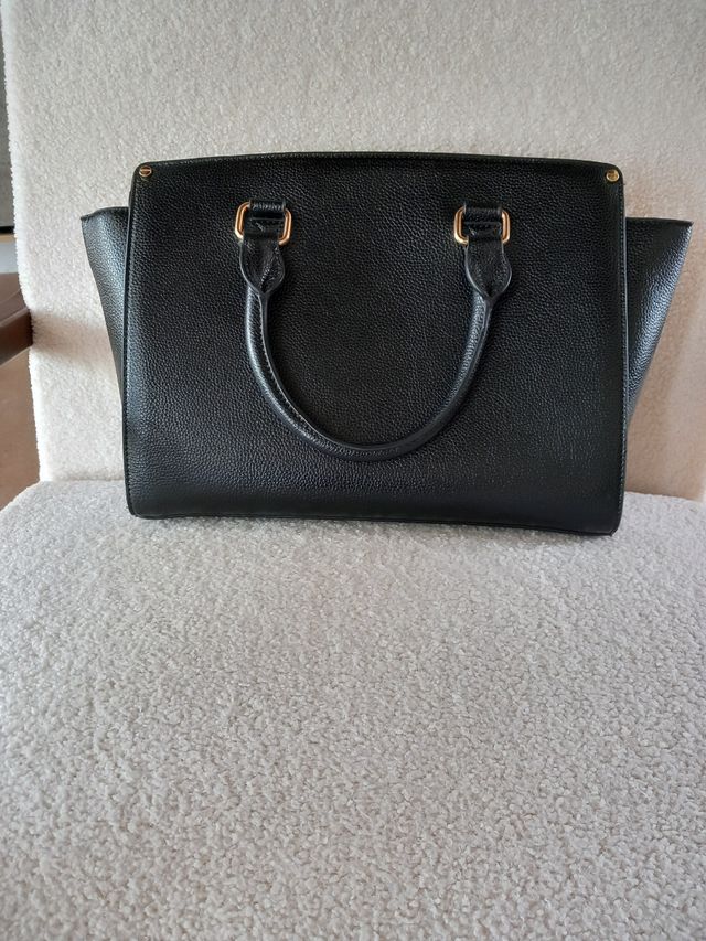 Borsa a mano in ecopelle nera