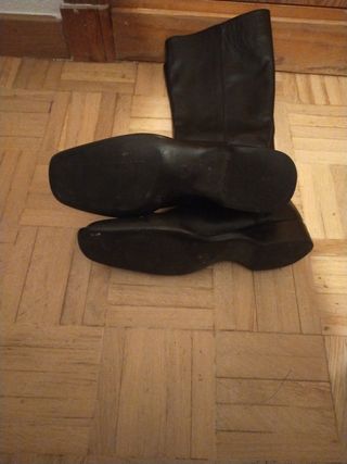 Botas de  piel altas 