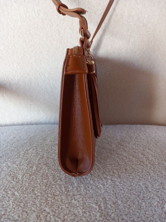 Borsa a tracolla in ecopelle marrone