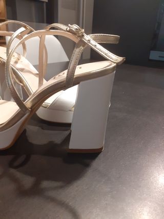 Sandalias de tacón Lodi