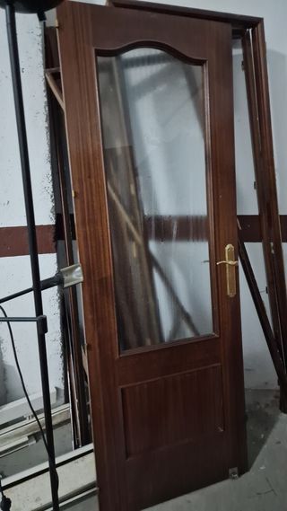 Puerta de paso con cristal maciza color Sapelli