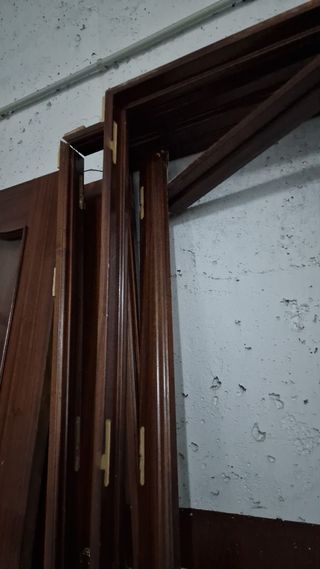 Puerta de paso con cristal maciza color Sapelli