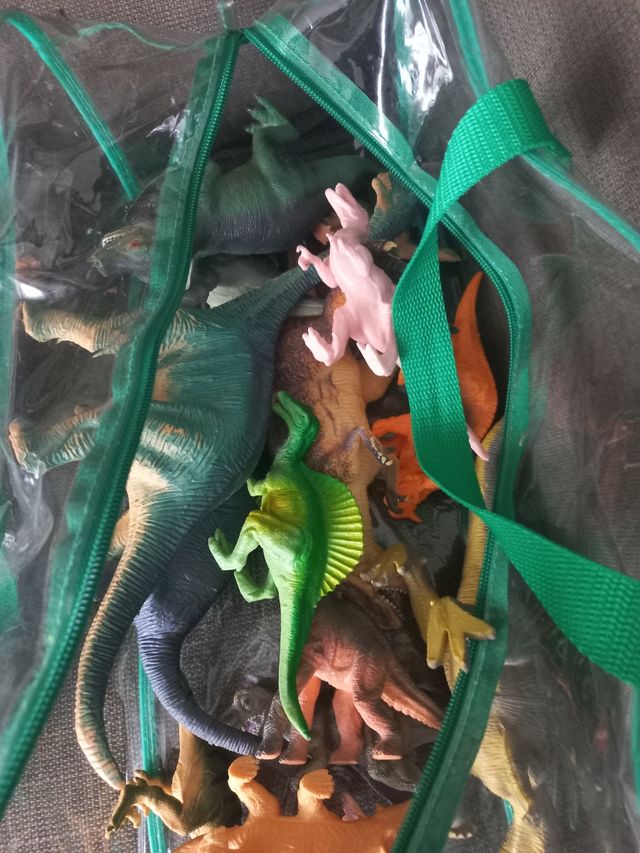 juguetes dinosaurios