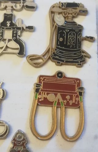 PINS TELÉFONOS ANTIGUOS COLECCIÓN