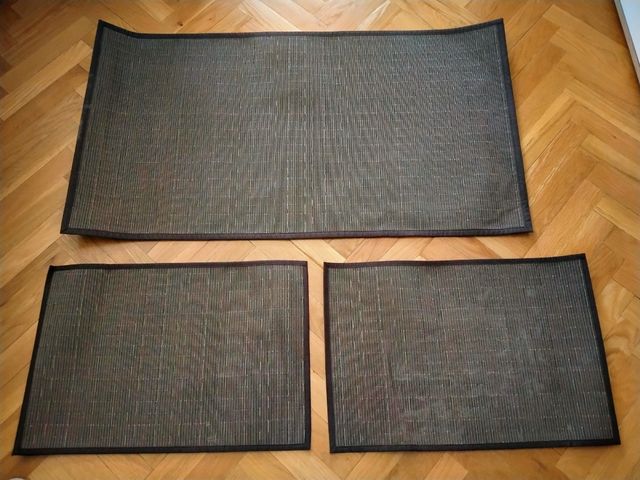 Juego de Alfombras vinílicas para pie de cama