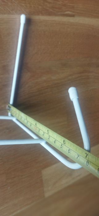 Lote 5€: 3 colgadores para radiador