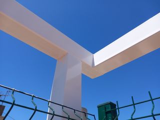 Montadores de estructuras y panel 