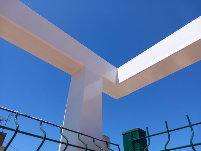 Montadores de estructuras y panel