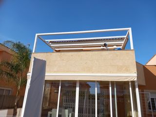 Montadores de estructuras y panel 