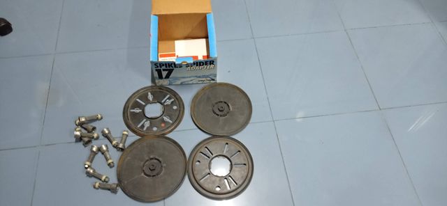 Vendo cadenas de coche para la nieve marca SPIKES