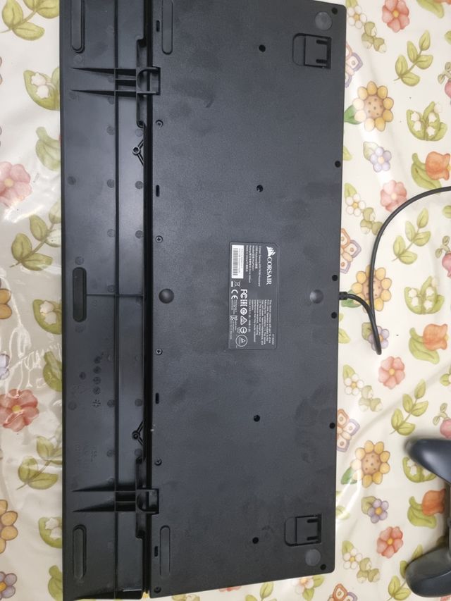 Tastiera gaming membrana+poggia polso staccabile