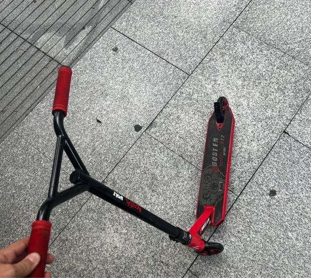 Scooter booster bestial wolf