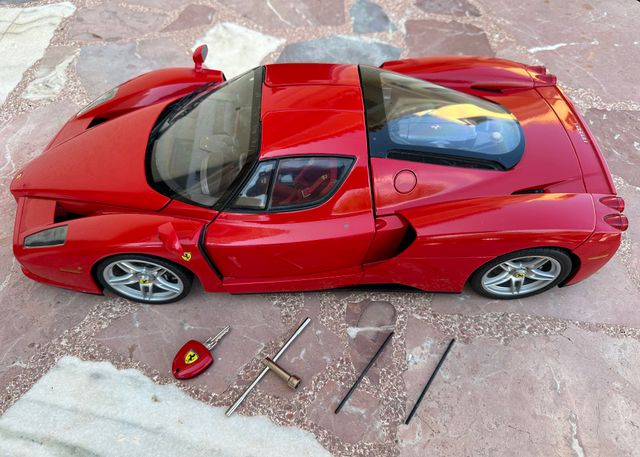 variadades: A Obra, Enzo Ferrari de planeta de agostini