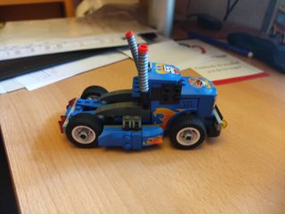 Camión y coche lego