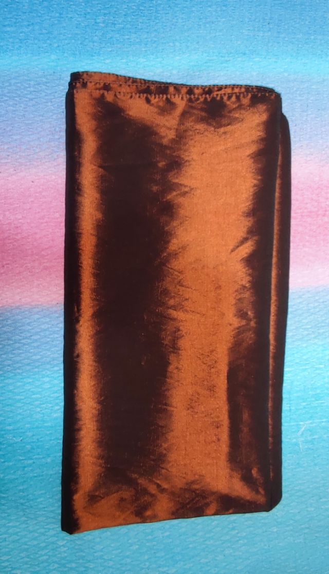 Vestito elegante lungo bronzo