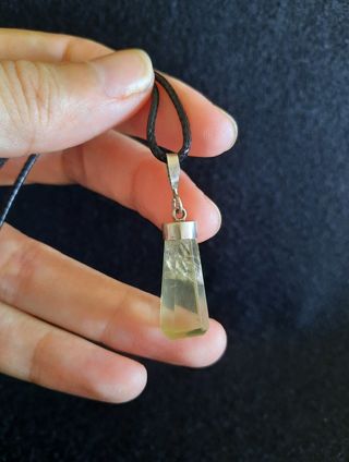 Colgante de Cuarzo Citrino y Plata de Ley.