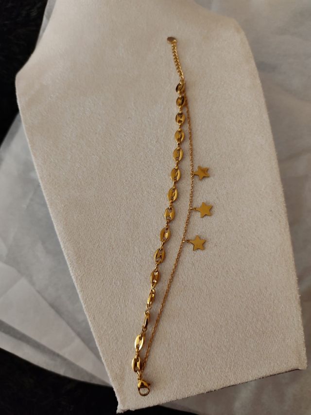 Pulsera chapada en oro