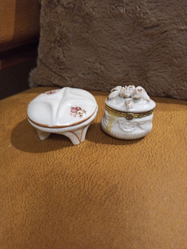 Oferta S VALENIN  3 BONITAS cajitas cerámica x 3€