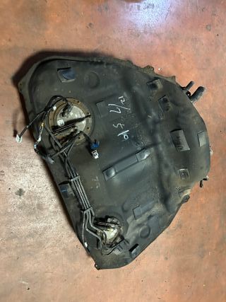 Deposito combustible subaru impreza sti 