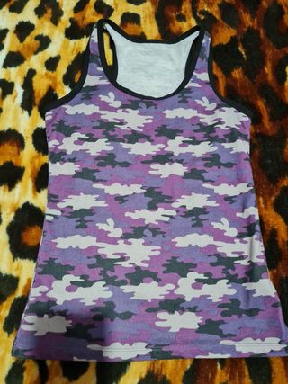 Camiseta camuflaje lila