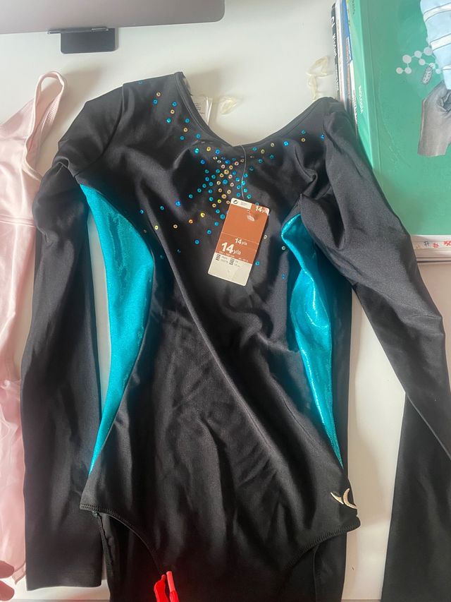 maglie da ginnastica ritmica competitiva