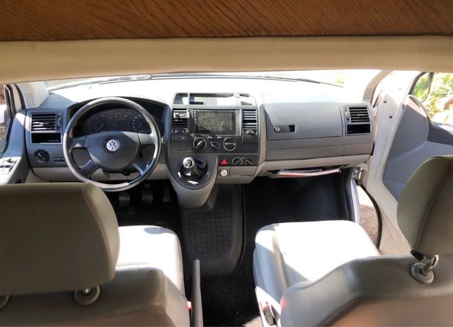 Volkswagen Transporter T5 2009